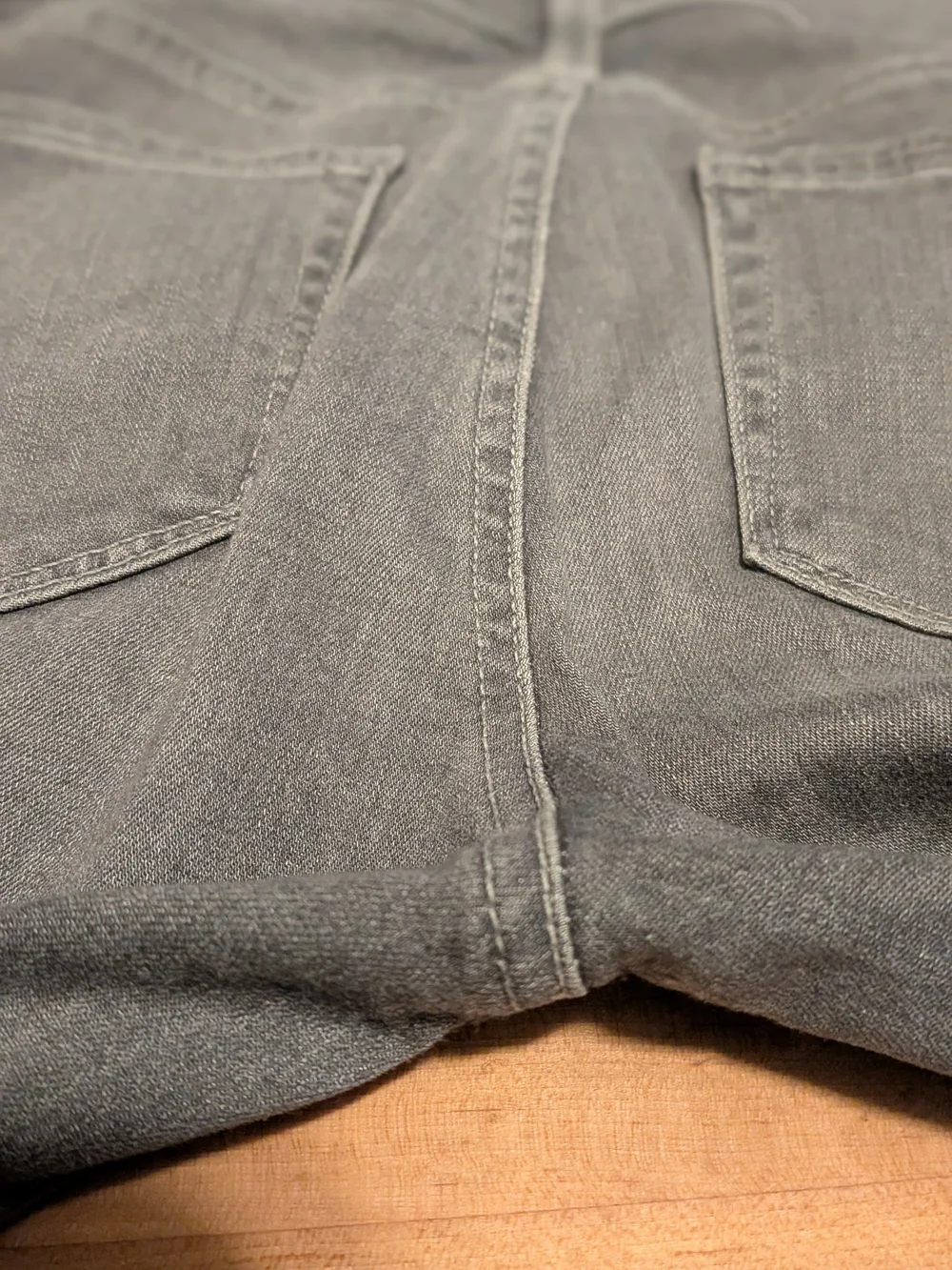 PAIGE Premium Denim Jeans Gray - Excellent Condition - Buttery Soft